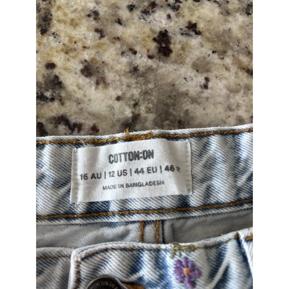 Cotton On Women's High Mom Denim Shorts size 12. Embroidered flowers, distressed - Picture 4 of 10